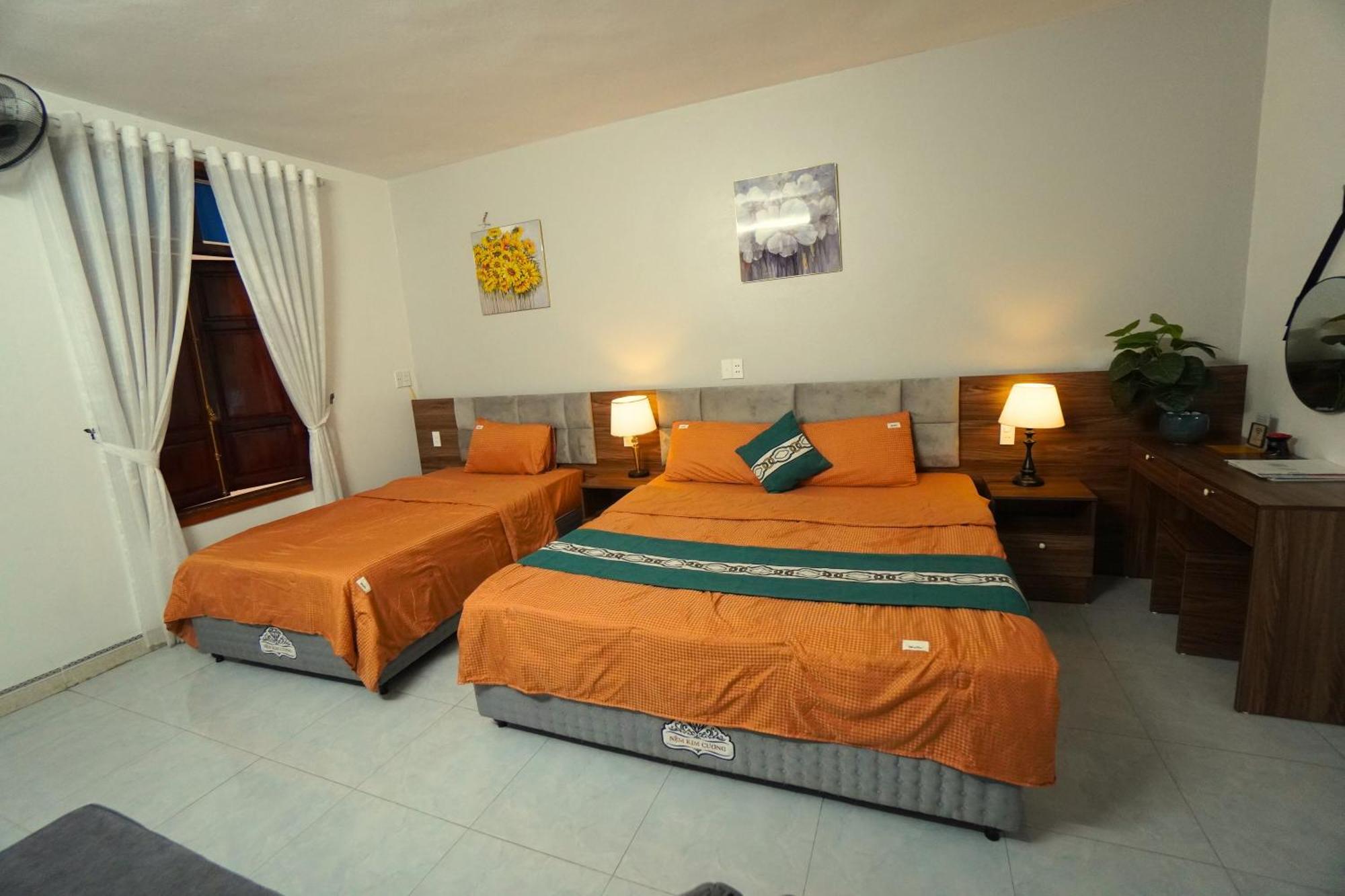 Ha Giang Lotus Hostel Motorbikes Tours Екстериор снимка