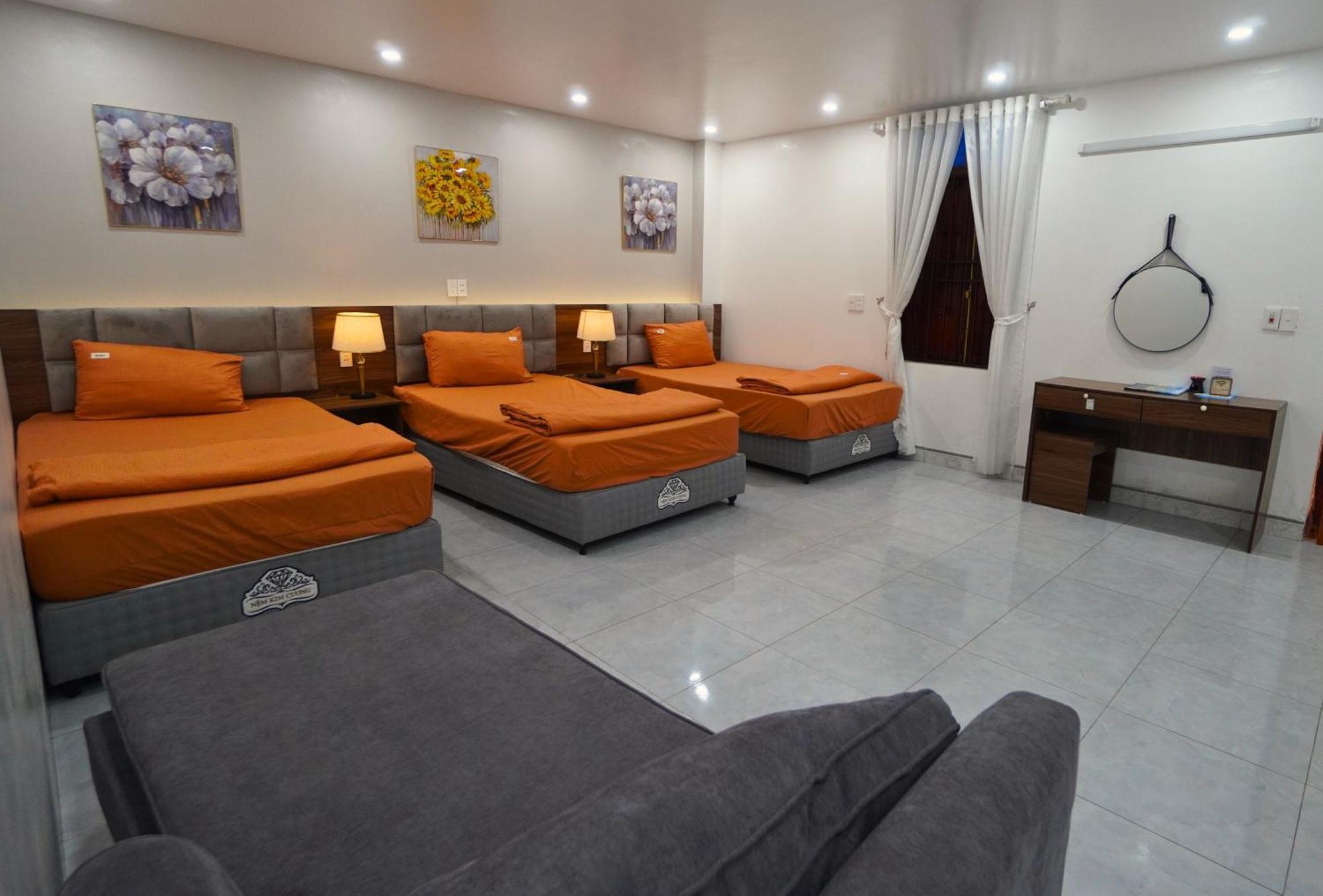 Ha Giang Lotus Hostel Motorbikes Tours Екстериор снимка